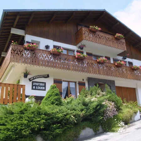 Apartment Cosy Aux Gets Avec Wi-fi Et Parking Prive - Fr-1-671-97 *
